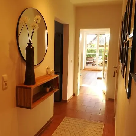 In Ruhiger Wohnlage Sie Sind In 3 Minuten Am Trebbower Oder In 30 Minuten An Der Ostsee * Klein Trebbow