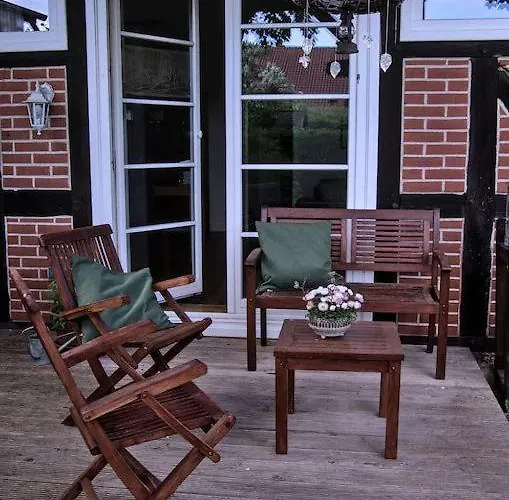 In Ruhiger Wohnlage Sie Sind In 3 Minuten Am Trebbower Oder In 30 Minuten An Der Ostsee *