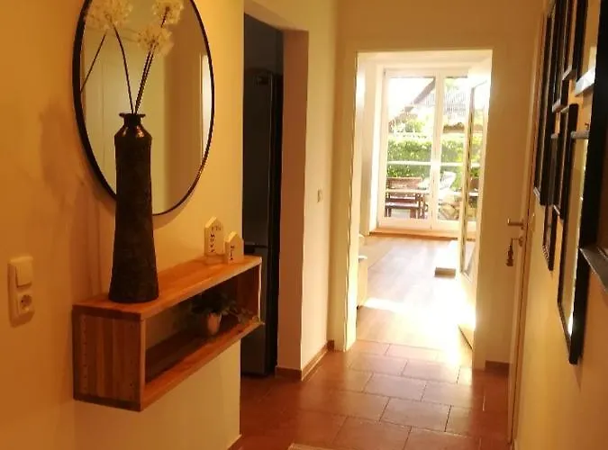 In Ruhiger Wohnlage Sie Sind In 3 Minuten Am Trebbower Oder In 30 Minuten An Der Ostsee * Klein Trebbow